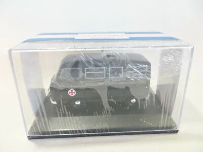 OXFORD ROADSHOW JM003 'MORRIS J2 BRISTOL CITY AMBULANCE' 1:43. MIB/BOXED. Ltd Ed - Image 1 of 4