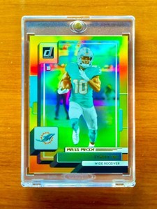 Tyreek Hill RARE GOLD REFRACTOR INVESTMENT CARD SSP PANINI DOLPHINS MVP MINT