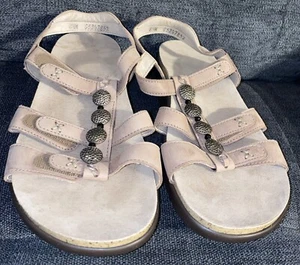 SAS Tri-Pad Comfort T-Strap Sandals with Metal Decor Size 8.5 W Wide beige - Picture 1 of 5