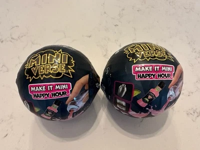 ¡¡PACK DE 2!! Miniverso MGA Make It Mini Happy Hour ¡Nuevo! Medias de Navidad! Foto 1 de 4