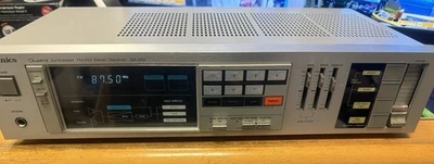 Technics SA-250 Quartz Synthesizer FM AM Stereo Receiver Verstärker, Silber - Bild 1 von 4