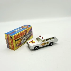Matchbox Superfast 55 Mercury Police Station Wagon con capó y etiquetas de puerta - Imagen 1 de 16