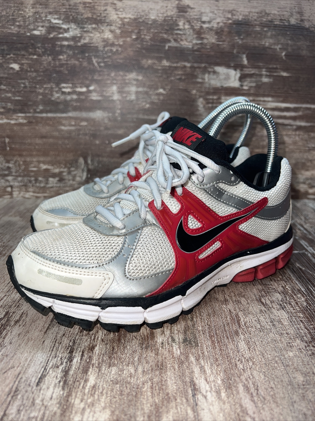 Nike Run All Day Women Size 8 Gray Pink 