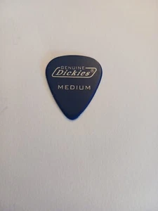 Geniune Dickies Medium Guitar Pick - Picture 1 of 1