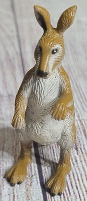 Figura de canguro de juguete vintage Safari Ltd marrón blanco 4,5" 1998 Foto 1 de 4