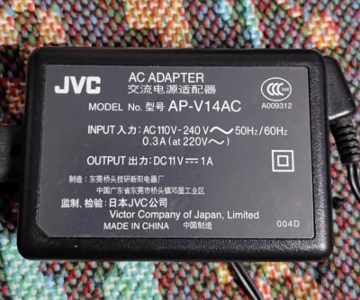 Jvc AP-V14AC 11V 1A AC Adapter Power Supply Charger - Image 1 of 2