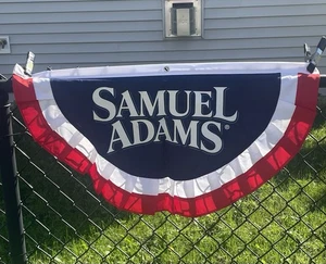 Striscione Samual Adams Boston Beer Company 30x17 pollici poliestere rosso bianco e blu - Foto 1 di 2