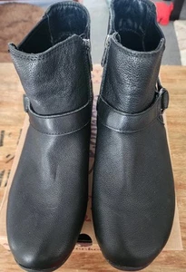 Skechers Womens ‘Arya Mod Squad’ Boot Black Leather Size 11US, in box - Picture 1 of 10