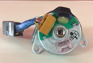 MJ154 Toyota Lexus OEM 89232-50050 LS430 Steering Wheel Power Telescopic Motor - Picture 1 of 1