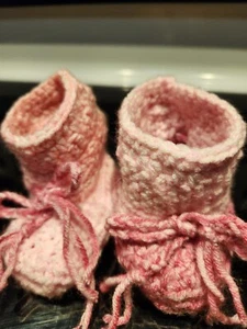 3-9 Months Baby Girl Booties Handmade NEW - Picture 1 of 4