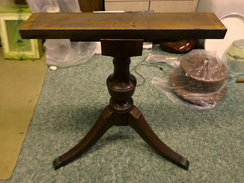 3333MJ Vtg Antique 3 Leg Table Pedestal 26" Tall Cherry VGVC Cover