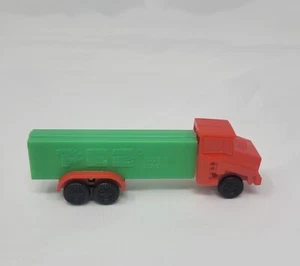Vintage PEZ Dispenser TRUCK  Red Green slovania  - Picture 1 of 6