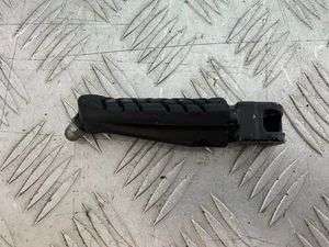 KTM RC125 RC 125 RC FRONT RIGHT FOOTPEG 2014 2017 (CMB1199) - Picture 1 of 4