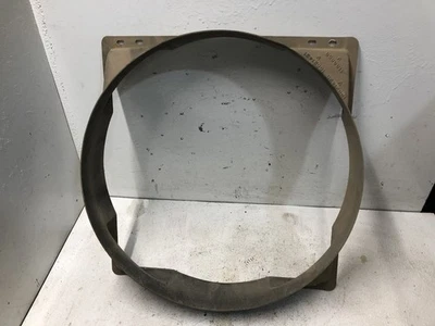 Cubierta de radiador Blue Bird VISION - Usada | P/N 10021420 Foto 1 de 4