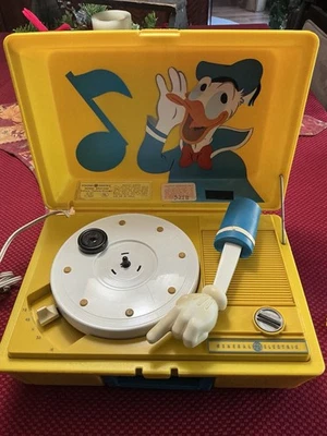 Vintage G.E. Disney Donald Duck 4 Speed Record Player With Donald Duck Arm Works - Image 1 of 4