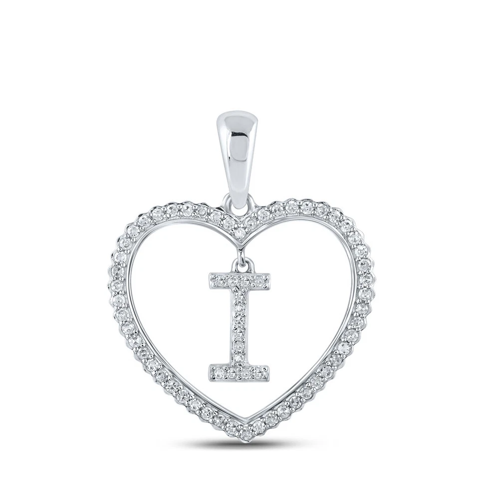 Colgante redondo de oro blanco de 10 quilates con corazón de diamantes letra I para mujer 1/4 Cttw Foto 1 de 1