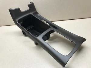 2005 TOYOTA CAMRY CONSOLE CUP HOLDER TRIM PANEL FACTORY GEAR SHIFTER - Picture 1 of 3