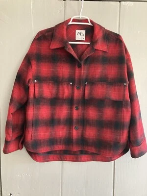 Camisa Chaqueta Zara Chaqueta Mujer M Roja Negra Búfalo Cuadros Abotonada Foto 1 de 4