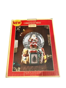 Spode Schneekugel Weihnachtsbaum musikalischer Weihnachtsmann auf dem Haus 6,5" Neu im Karton - Bild 1 von 2