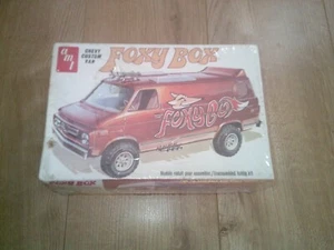 W270 AMT Model Kit T403 - Chevy Custom Van Foxy Box - 1/25 - Sealed - Picture 1 of 1