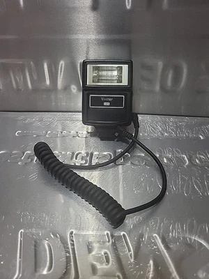 **Working**Vintage Vivitar 125 Camera Flash For 35mm Camera With Sync Cord  - Image 1 of 4