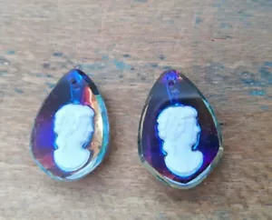 ♥Nr.D31a- Zauberhafte alte Glasanhänger 2 St. Frauenkopf irisierend 23 x 16 mm ♥ - Bild 1 von 2