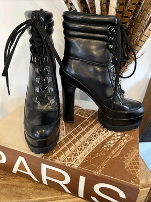 Jessica Simpson Plataforma Creeper Tacón Alto Imitación Cuero Botas de Combate Negras 6.5 Foto 1 de 4