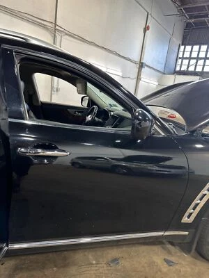 Used Front Right Door Assembly Front fits: 2012 Infiniti FX SERIES keyless ignit - Image 1 of 4