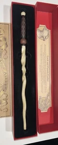 Harry Potter Larch and Phoenix Feather Interactive Wand Universal Orlando - Picture 1 of 15
