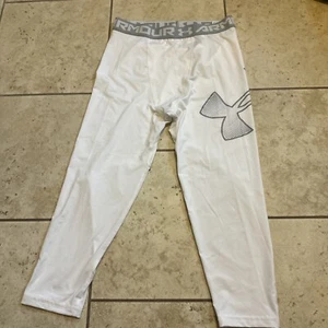 NWT Under Armour Boys HeatGear Armour Logo 3/4 Leggings Pants YXL White - Picture 1 of 7