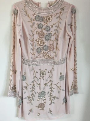 Vestido Frock & Volantes Bordado Color Rosa. Nuevo sin etiquetas Foto 1 de 3