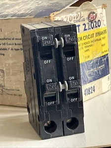Square D QOT22020 20A 240V (2) 2P Piggyback Quad Tandem Quadplex CTL Hook -New! - Picture 1 of 16