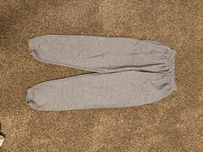 Pantalones deportivos grises forrados de lana - Boohoo XS Foto 1 de 3