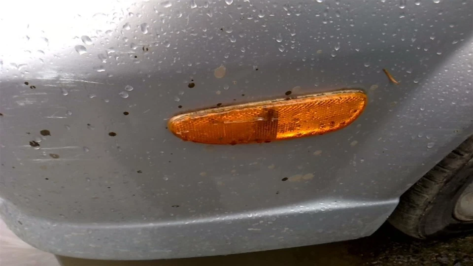 Marcador lateral de canto/parque para motorista Hatchback compatível com 02-03 MAZDA PROTEGE 26800666 - Imagem 1 de 4