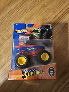 Hot Wheels Monster Jam Superman Monster Truck 2004 39