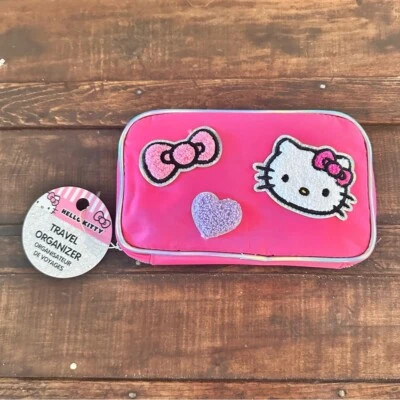 NUEVO Hello Kitty Bolsa Organizadora de Viaje Estuche Maquillaje Artículos de Tocador Rosa Corazones 9 pulgadas Foto 1 de 4