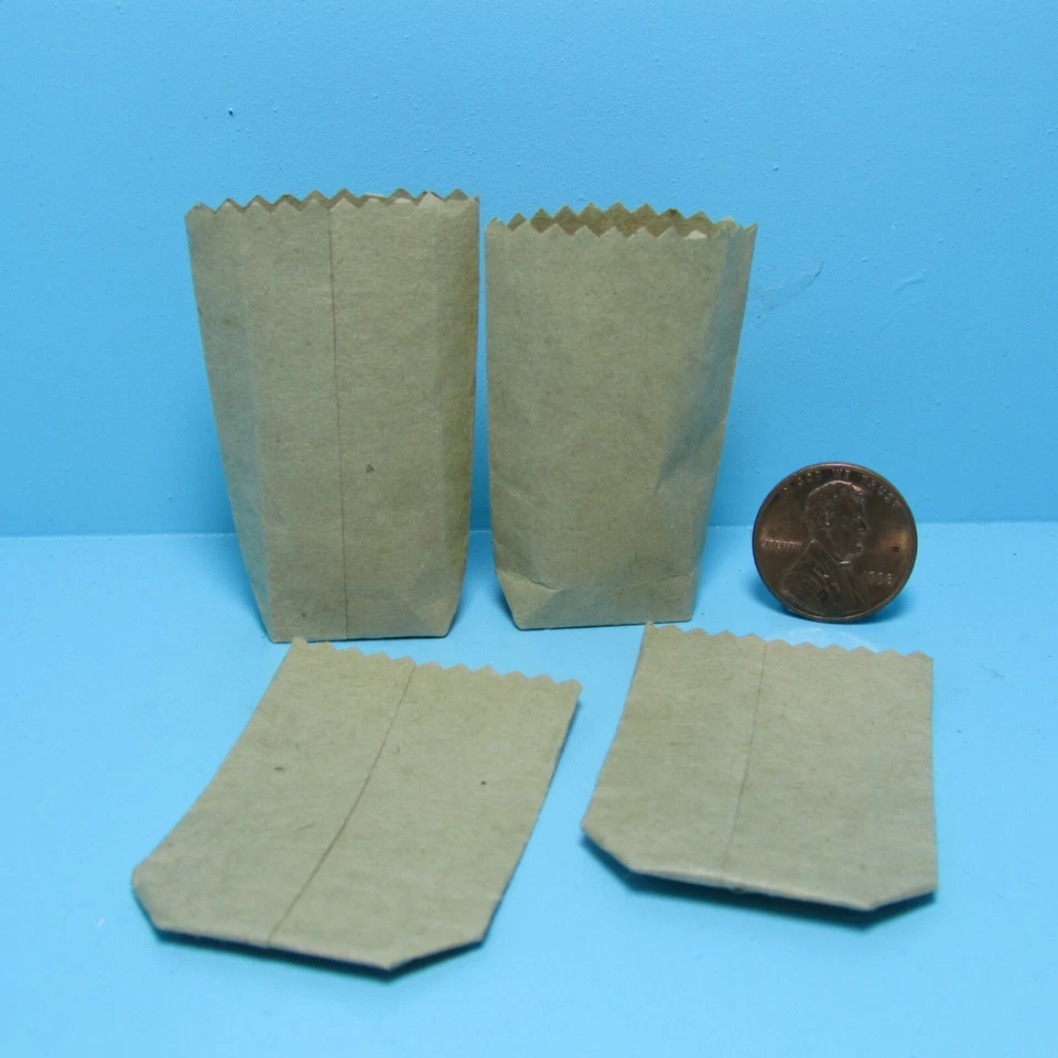 Juego de 4 bolsas de papel grandes miniatura para casa de muñecas ideales para tienda o mercado IM65207 Foto 1 de 1