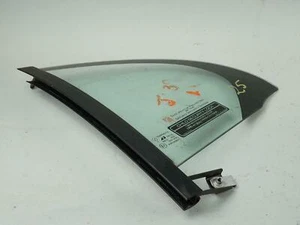 1996 - 2000 Saturn S Series Glass Vent Door Window Driver Left Side Rear Lh Oem - Picture 1 of 8