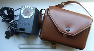 Flash fotográfico vintage soviético de la URSS ''FOTON'' con estuche - Imagen 1 de 6