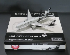 Phoenix Model Air New Zealand B777-200ER.  ZK-OKC. Maßstab 1:400. Selten. Nagelneu - Bild 1 von 10