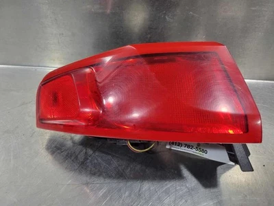 10 11 12 13 14 15 16 17 18 19 LINCOLN MKT Tail Light Assembly Left - Image 1 of 2