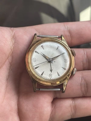 Reloj Pulsera Rado Alarma Hombre Chapado en Oro Como 1475 Hecho en Suiza De Colección Foto 1 de 4