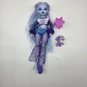 2022 Monster High G3 Abbey Bominable Yeti Fashion Doll Mattel Toy - Picture 1 of 8