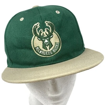 Gorra de baloncesto Milwaukee Bucks Snapback bordada verde tostada NBA Headcoverz Foto 1 de 4