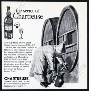 Chartreuse 1961 licor cuba gigante y arte monje anuncio impreso vintage - Imagen 1 de 7