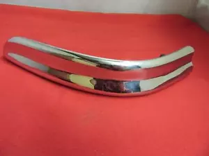 55 Chrysler Windsor Left Lower Grill Fender Moulding MOPAR 1599285 - Foto 1 di 12