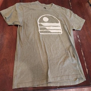 Wohven Tees April Design Collaboration Graphic T-shirt Men's Large Green - Picture 1 of 5