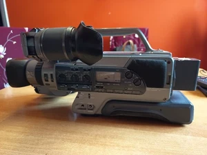 SONY DCR-VX9000E Formato DV System Cassetta Standard cassetta DV - Foto 1 di 14