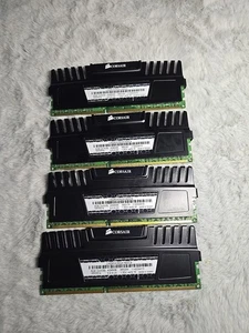 Lot Of 4 Corsair Vengeance 8GB Each 1600MHz RAM - Picture 1 of 1