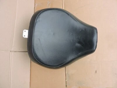 2006 铃木大道 C50 前座鞍座 45110-41F00 — 第 1/4 张图片